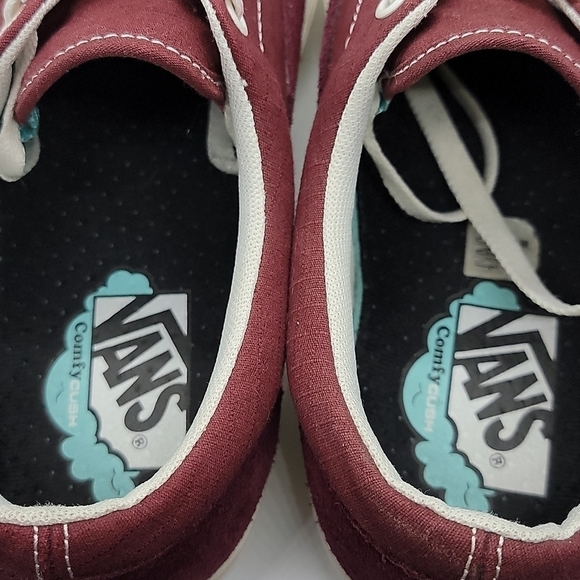 Unisex Vans canvas/suede skate shoes with box - Picture 11 of 12